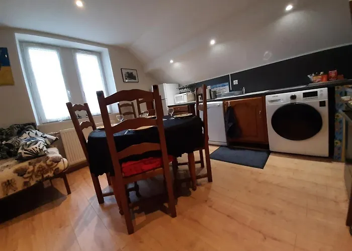 Le Deux Gaulle Apartment Le Mêle-sur-Sarthe